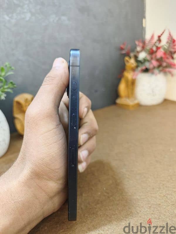 iPhone 15 Pro Max 5