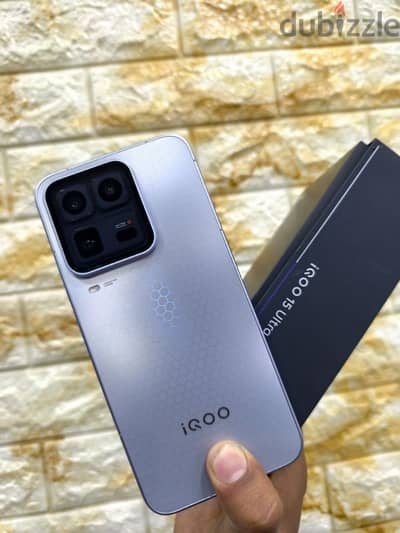 حصريا من Sony Permium  vivo iQOO 15 Ultra 512 /16 ram