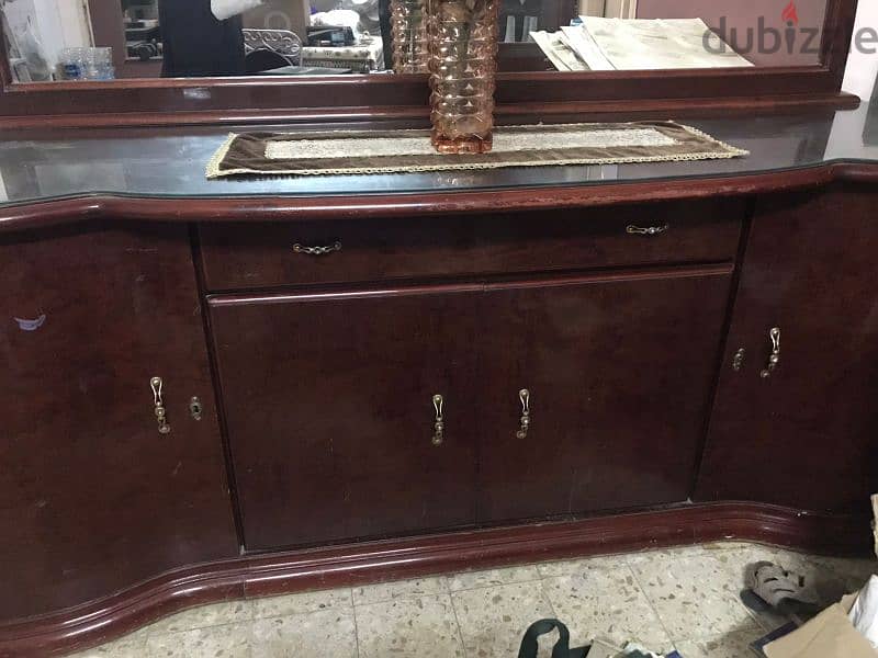 بوفيه كبير 1