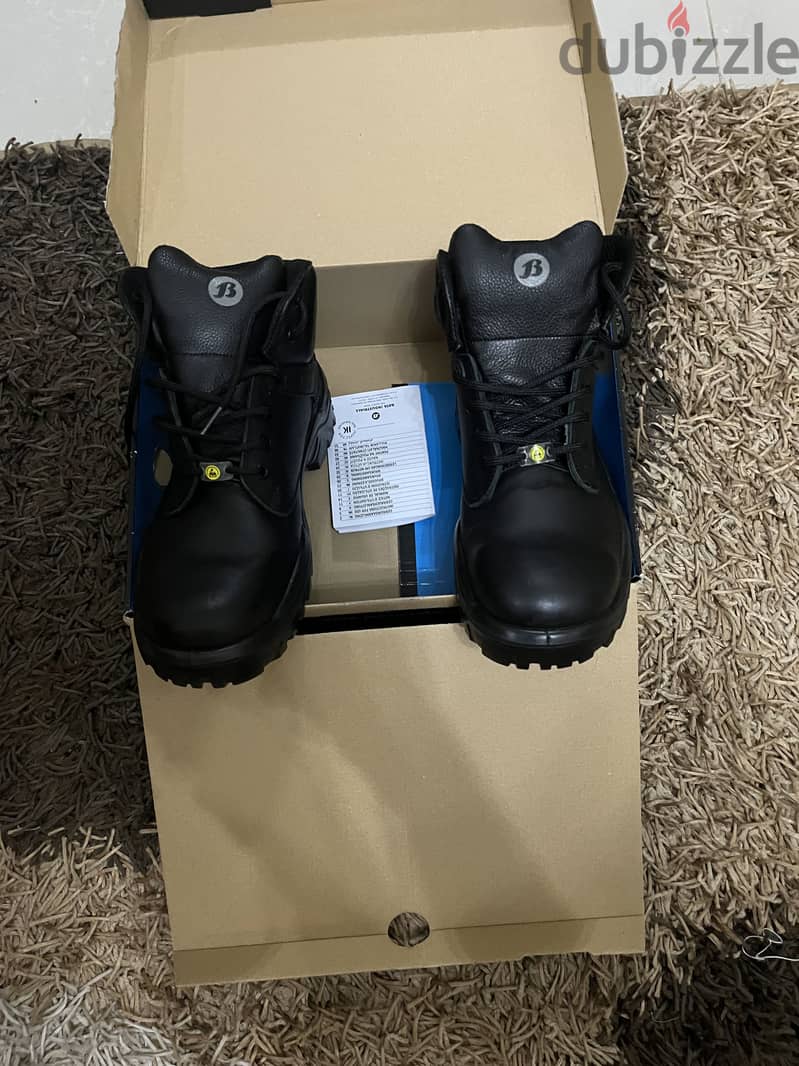 Safety shoes 45 2