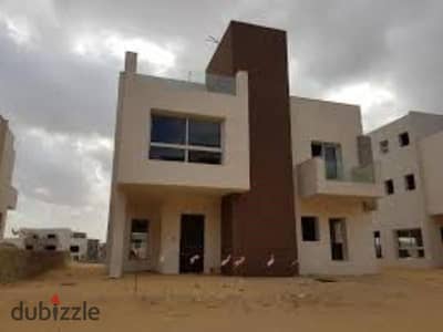 توين هاوس للبيع كمبوند سولايا امام نيو جيزه very prime location