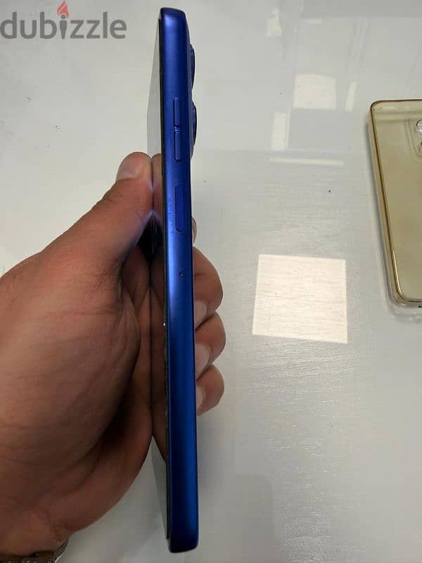 moto g56 3