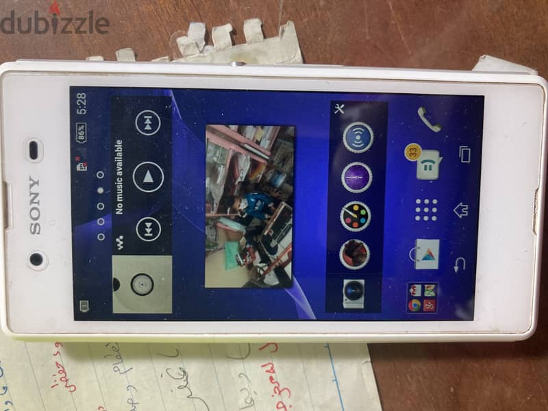 Sony e3 barely new 1
