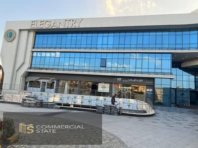 Retail at Elegantry Mall 90m for Rent-New Cairo