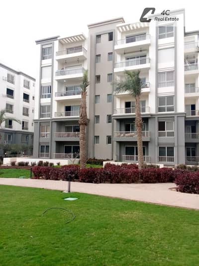 Lowest down payment apartment with garden view landscape for sale in hyde park new cairo fifth settlment ready to move  with installments