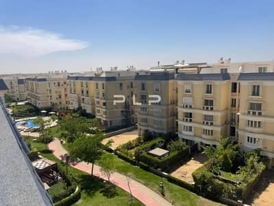 اي فيلا رووف اقل من سعر السوق ريسيل للبيع جاهزة علي السكن والمفتاح في كمبوند ماونتن فيو هايد بارك بفيو مفتوح علي لاند سكيب