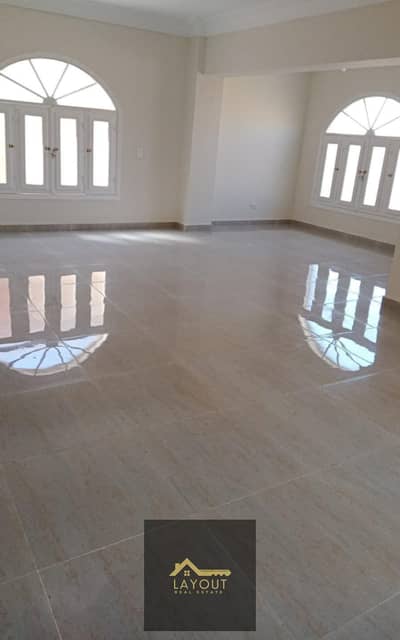  30,000 جنيه/شهريًا | شقة Duplex 220م للإيجار – الحي الأول – التجمع الخامس  تشطيب سوبر لوكس – موقع مميز جدًا – فيو على التسعين الجنوبي   الموقع