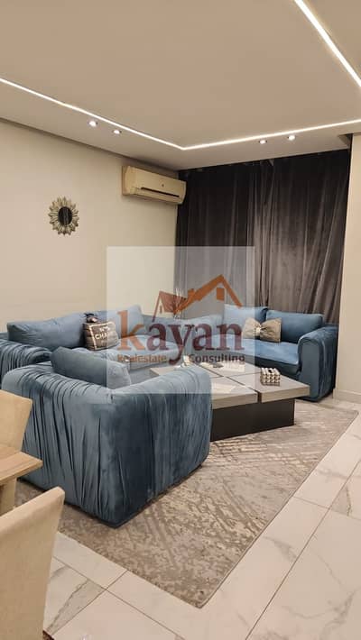 شقه للايجار المفروش اول سكن كمبوند وان قطاميه