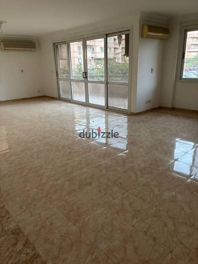 شقة للبيع فيو وايد جاردن وميدان بحري جاهزة للسكن دور متكرر 272 متر 3 غرف في الرحاب 1 - المرحلة الرابعة - القاهرة الجديدة Al Rehab 1 - Phase 4