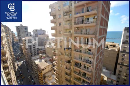 شقة للبيع 135م , شارع خالد بن الوليد , سيدي بشر