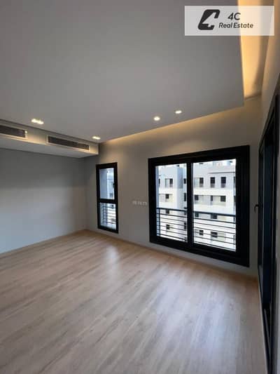 ريسيل في تريو جاردنز بنتهاوس smart home- باقل سعر في الماركت 200م جاهز للمعاينه open view  جاهز للمعاينه والاستلام