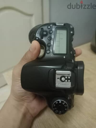 canon 70d like new good condition shatter 14k