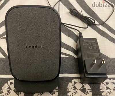Mophie wireless charger stand, 10W
