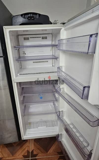 ثلاجة توشيبا ١٢ قدم نوفروست