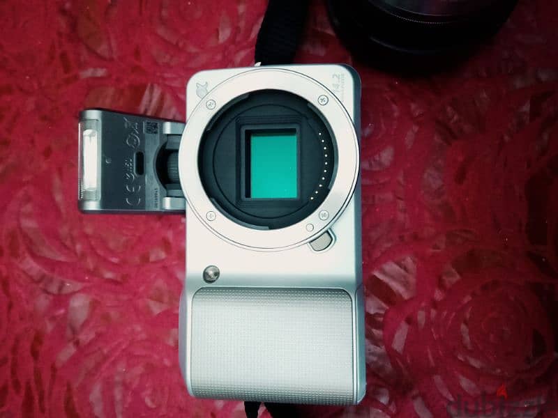 Sony mirrorless camera NEx-3 4