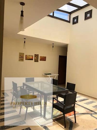 شاليه متشطب بالكامل عباره عن 3 غرف +ريسيبشن +2 حمام + مطبخ امريكاني
