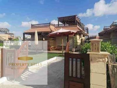 Villa first row on the sea immediate delivery with ultra super luxury finishing in the coast