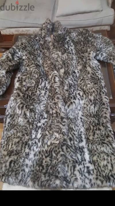 بالطو فرو (صناعي درجه ممتازه) نمر (سيلكا) أصلي ، صناعه أمريكيه