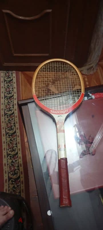 مضرب تنس slazenger