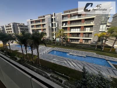 Apartment for sale 164 sqm resale lowest price in the market 3 bedrooms water view prime location ready for viewing in Patio Oro