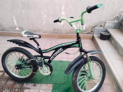 عجلة BMX بحالة ممتازة