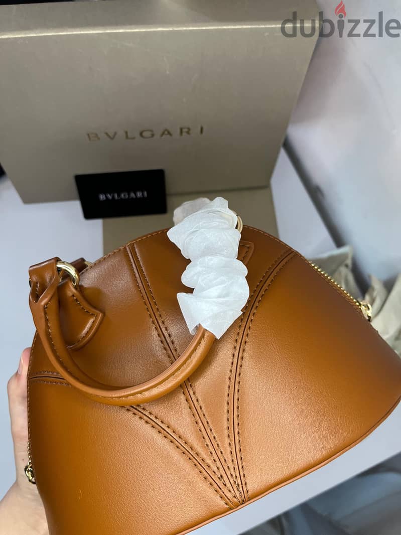 Title:Authentic Bvlgari Mini Leather Top Handle 1