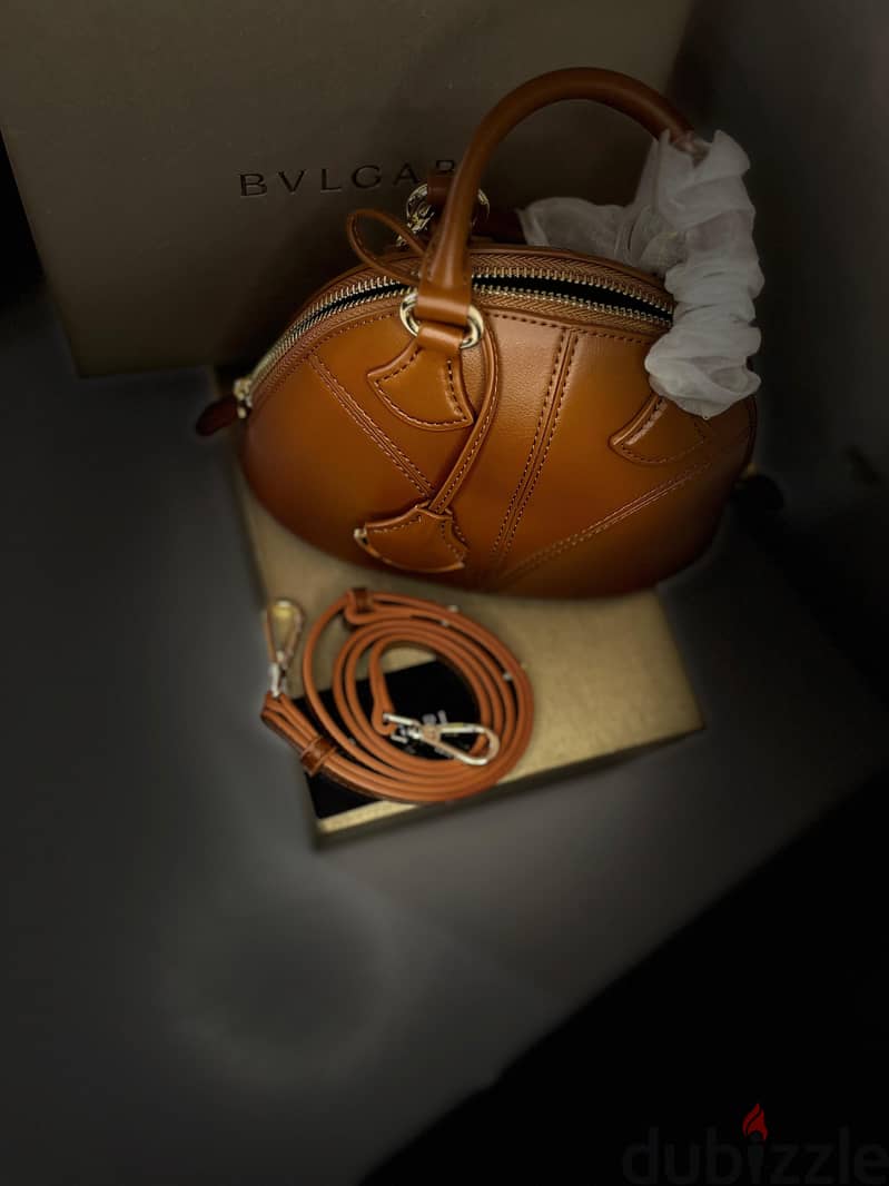 Title:Authentic Bvlgari Mini Leather Top Handle 5