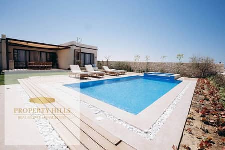 Ready-to-move-in villa with a sea view for sale at the lowest price in the market