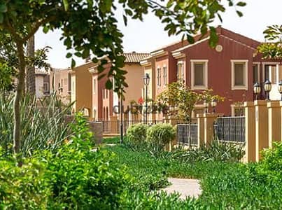 فيلا parcel22 بجوار الclubhouse بالتكييفات والمطبخ في ميفيدا التجمع الخامس