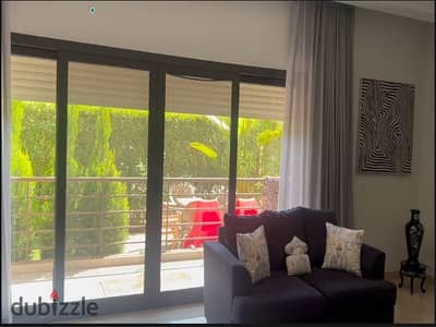 شقة للبيع 220 م بجاردن الترا لوكس بالمطبخ في فيفث سكوير المراسم fifth square