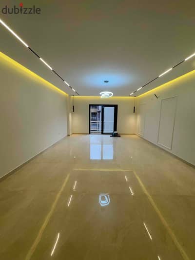 For rent, a Green Compound apartment 5, first residence