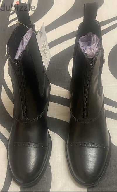 Horze , Equestrian boots, size 38 Germany brand New