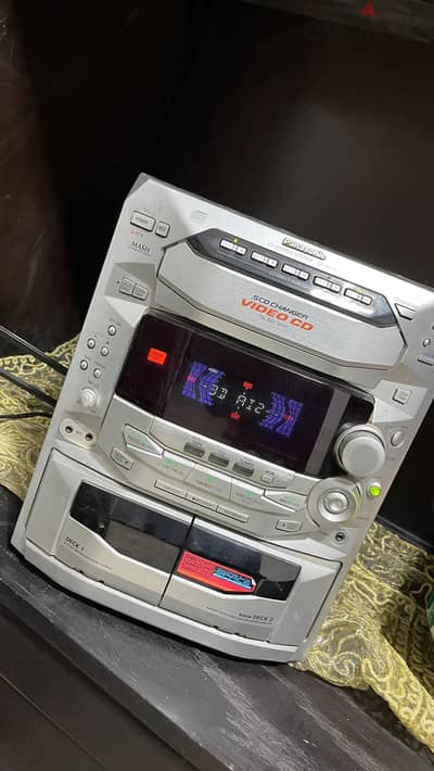 كاست cd وراديو وفلاشه
