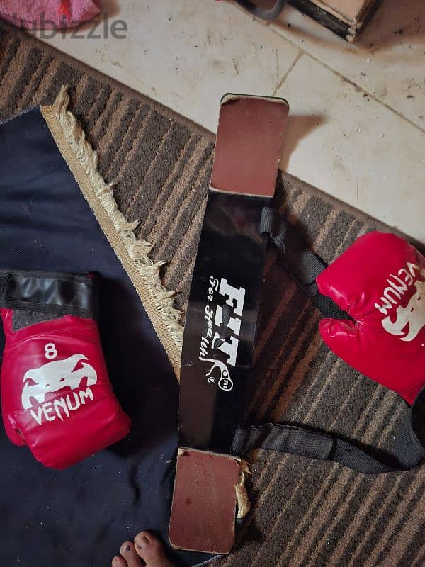 arm blaster + gloves 2