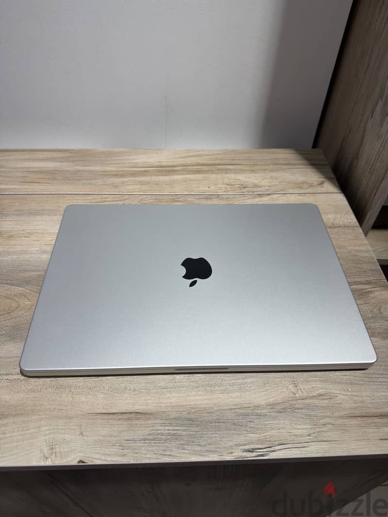 MacBook Pro 16” M4 Pro 1