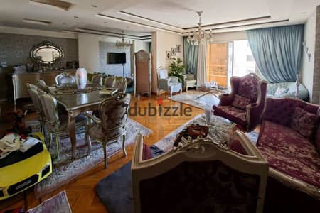 شقة للبيع 200 م كفر عبده (ش سكينة بنت الحسين)
