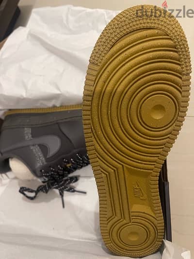 Nike Air Force 1 LV8 نايكي آير فورس وان