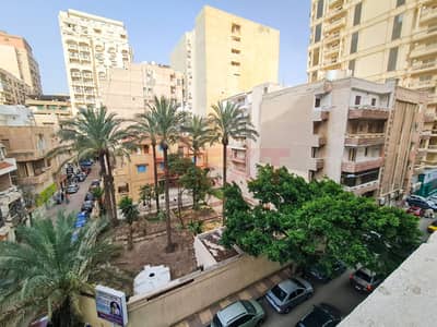 شقة للبيع 220م - لـوران - شارع شعراوى مبـاشـر