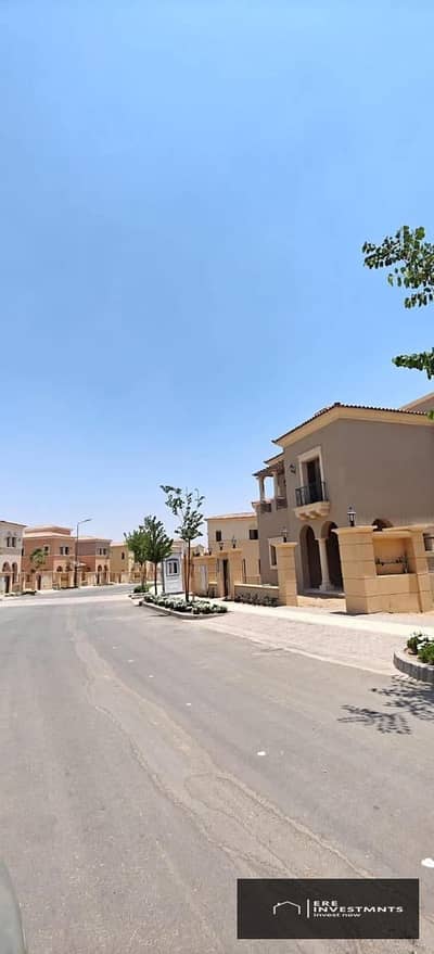 With the lowest down payment, a 550m² standalone villa with a green view - ready to move in - for sale in City Gate Sapphire - next to Hyde Park