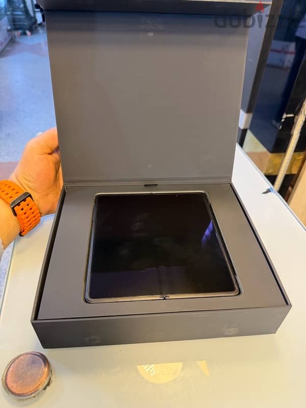 honor Magic V3 3