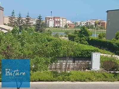 Twin house, a great deal for sale in Verona, Marassi, North Coast, Sidi Abdel Rahman. It has 4 bedrooms, second row on the lagoon, fully north-facing, in a very prime location — Marassi, North Coast.
