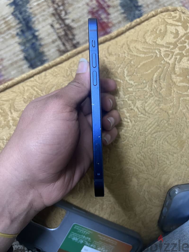 ‏Iphone12 3