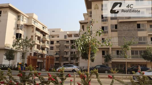 أقل من سعر السوق شقة بمساحة 160 مترًا مربعًا للبيع ب، استلام فورى فيو لاند سكيب بالتقسيط في موقع متميز جدًا في ماونتن فيو اي سيتي  Mountain View iCity
