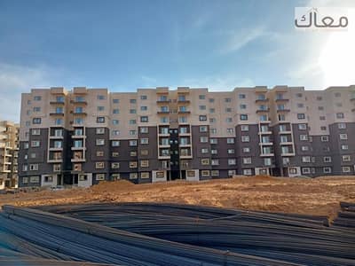 شقتك بمقدم 669,375 جوا كمبوند متكامل الخدمات 3 غرف 175م