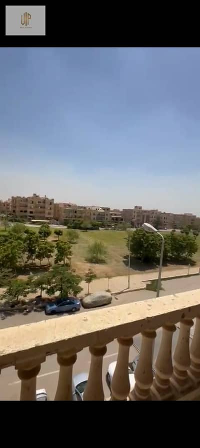 For Sale: Apartment in Al Yasmeen 5 - Fifth Settlement near 90 North and PetroSport Club
