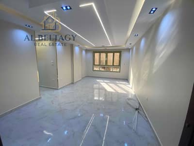 شقة للبيع ناصيه مرخصة اكسترا سكن A Class فيو مفتوح بالكامل بموقع متميز بالتعاون ترسا الهرم