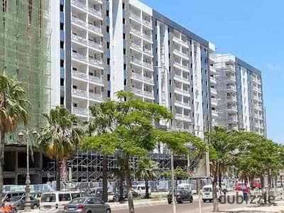 شقة للايجار السكنى 177 / سموحة كومباوند جراند فيو  مطلات مفتوحة على شارع 14 مايو