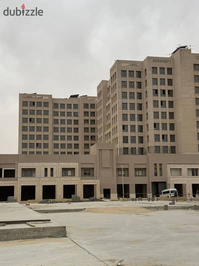 عيادة متشطبه  بالتكييفات للبيع في اركان الشيخ زايد بجوار مول اركان وجامعة النيل