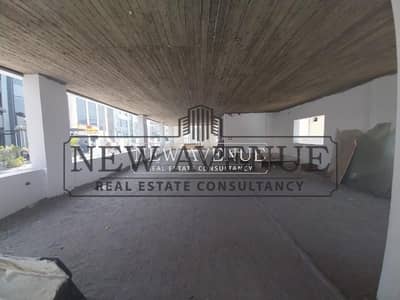 Commercial Building  1050 M + 3 level at New Cairo
