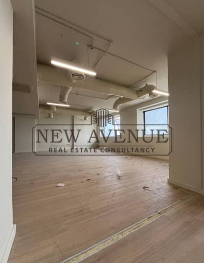 UnderMarket Price Office Fully Finished For Rent in Lake View